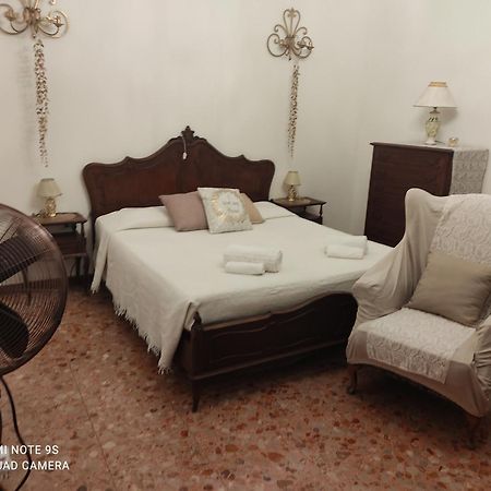 Holiday House I Colli Pisani Apartment กาปันนอลิ ภายนอก รูปภาพ