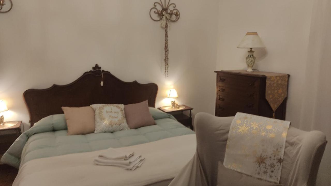 Holiday House I Colli Pisani Apartment กาปันนอลิ ภายนอก รูปภาพ