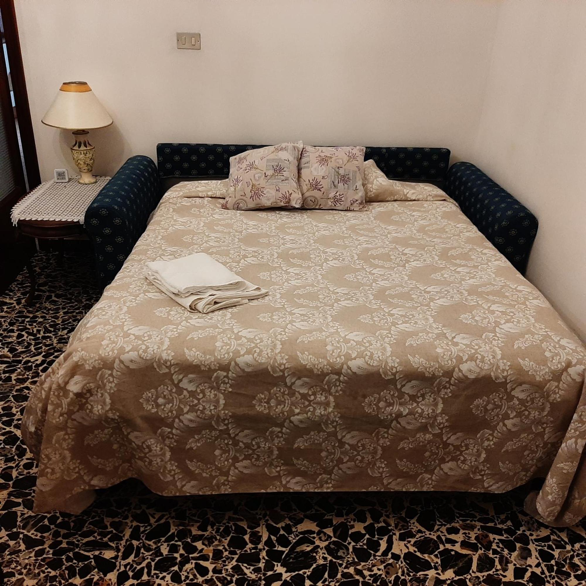 Holiday House I Colli Pisani Apartment กาปันนอลิ ภายนอก รูปภาพ